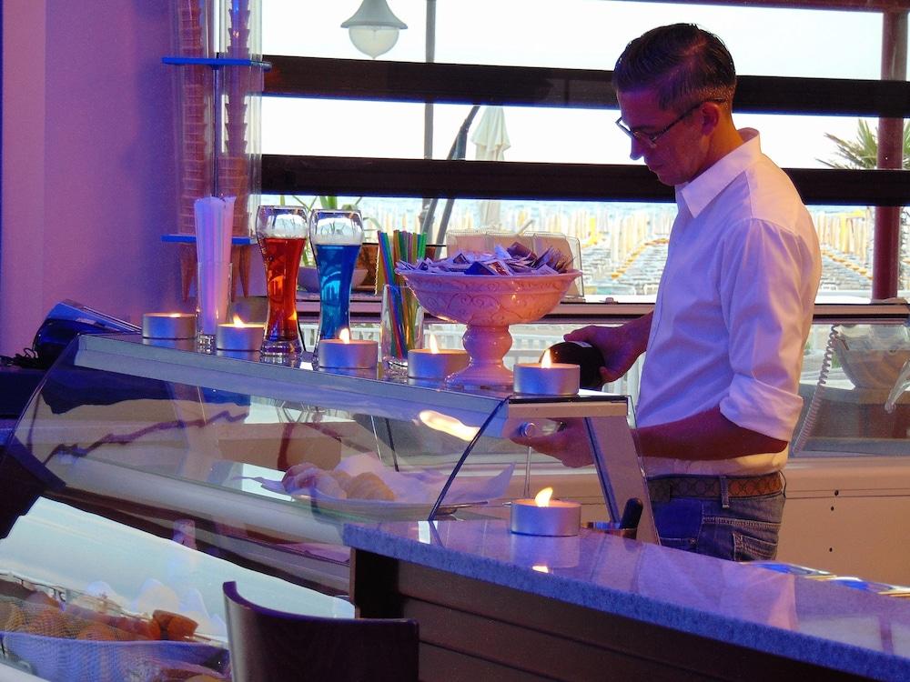 Hotel Columbus Caorle Zewnętrze zdjęcie