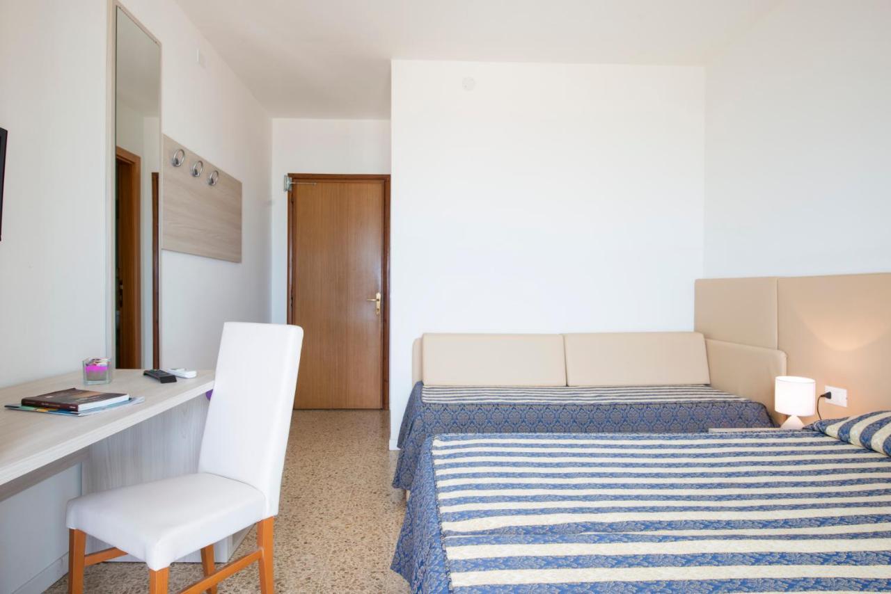 Hotel Columbus Caorle Zewnętrze zdjęcie