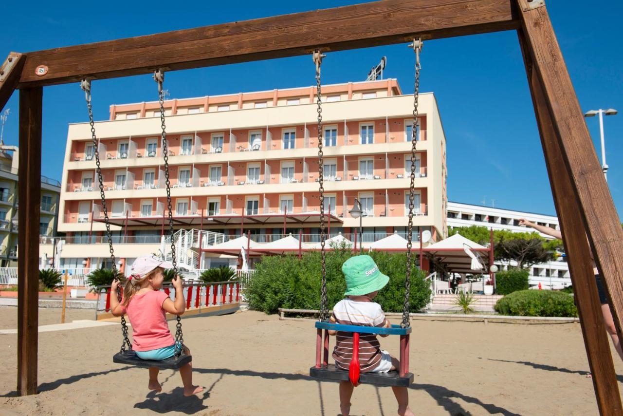 Hotel Columbus Caorle Zewnętrze zdjęcie