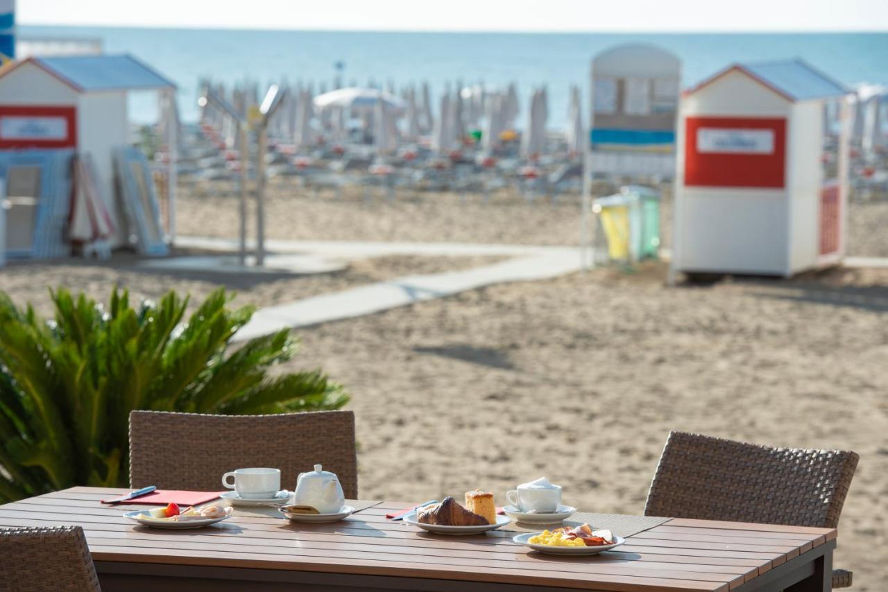 Hotel Columbus Caorle Zewnętrze zdjęcie