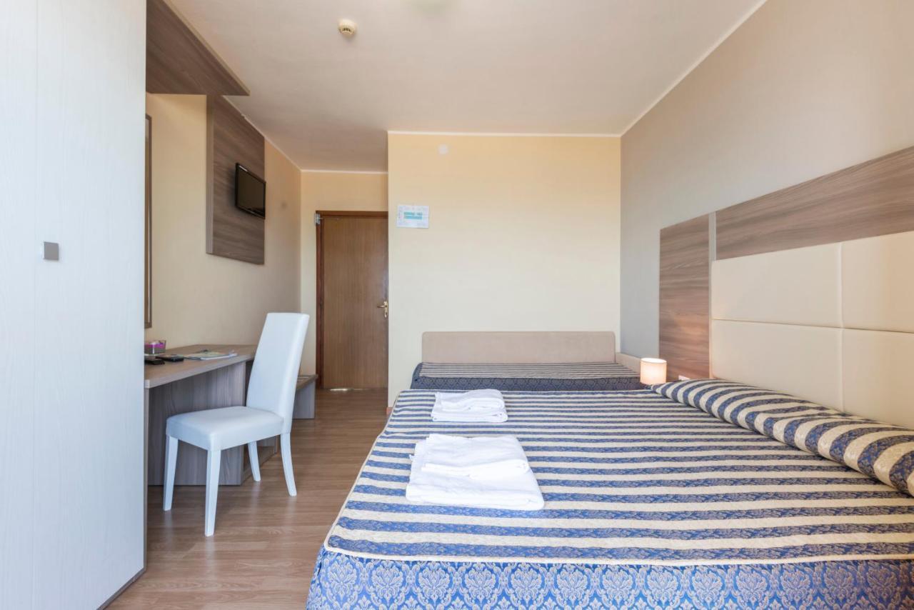 Hotel Columbus Caorle Zewnętrze zdjęcie